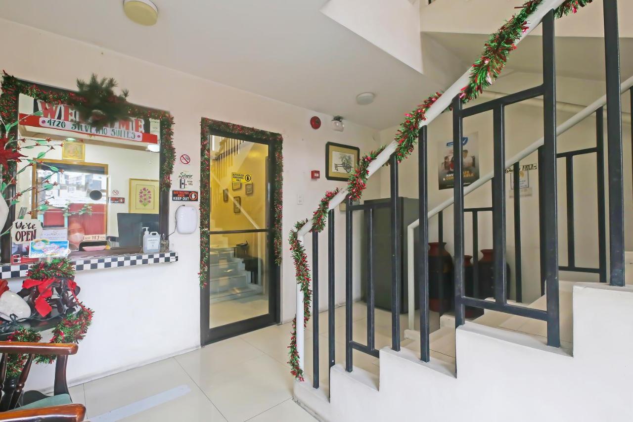 Oyo 896 Silverio Suites Manila Exterior photo